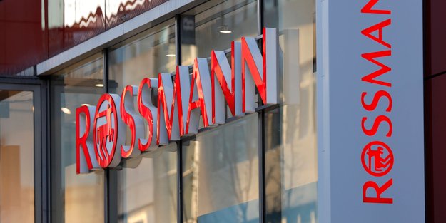 Camping-Hack: Dieser faltbare Eimer von Rossmann ist der Geheimtipp für nur 5 €