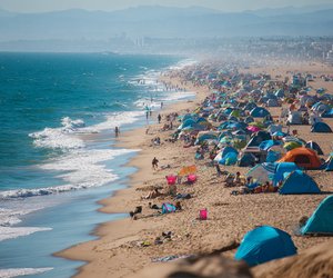Urlaub: Mega-Zoff um XXL-Sonnenschutz spaltet US-Strände