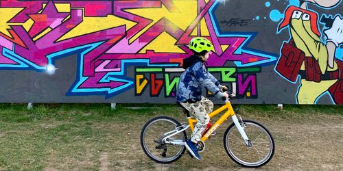 Woom-Kinderfahrräder im Test: Sind die teuren Räder eigentlich ihr Geld wert?