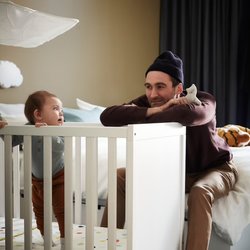 Babyzimmer mit IKEA einrichten: Diese 17 Produkte braucht ihr!