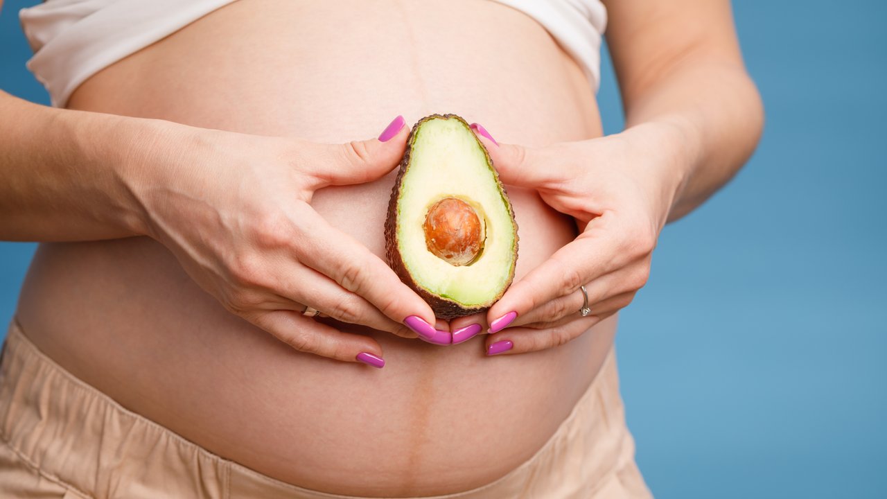 Schwangere Frau Avocado