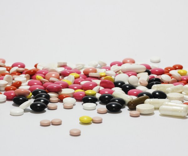 Aspirin und Ibuprofen Darf ich beides gleichzeitig nehmen?