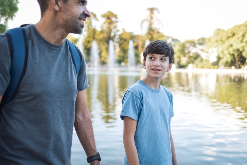 Kind zieht sich zurück: Gemeinsamer Ausflug
