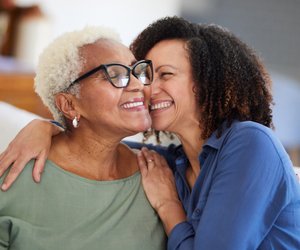 Psychologie: 9 wichtige Dinge, die dein erwachsenes Kind von dir braucht