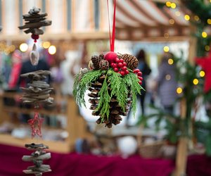 F&#x00FC;r&#x20;Fans&#x20;ein&#x20;Muss&#x3A;&#x20;Schloss&#x2011;Weihnachtsmarkt&#x20;mit&#x20;Aschenbr&#x00F6;del&#x2011;Flair&#x20;nur&#x20;an&#x20;einem&#x20;Wochenende