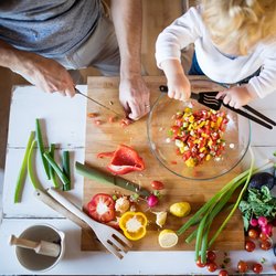 HelloFresh: Sichert euch bis zu 120 € Rabatt auf Kochboxen