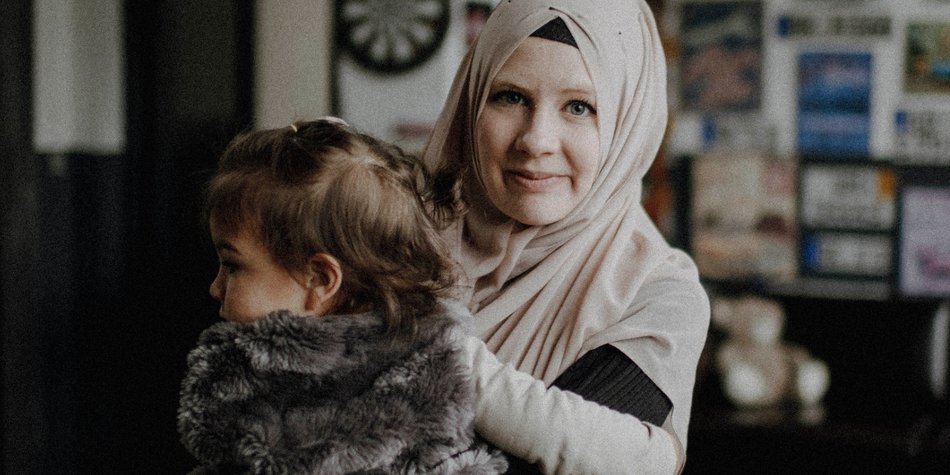 Thea Tas: Muslima, Femininstin & echt bemerkenswerte Mutter