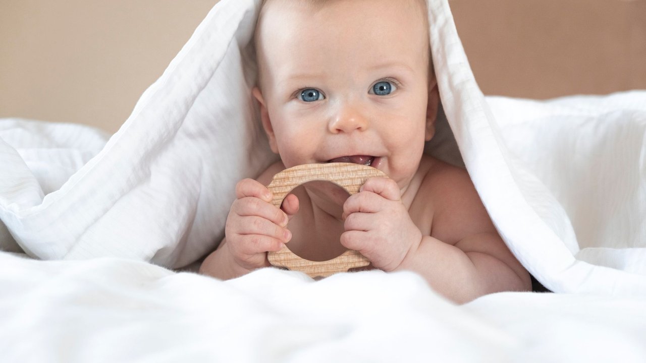 Zahnen beim Baby: Das hilft