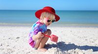 Heißes Wetter: 5 Tipps, wie ihr eure Kinder vor Sommerhitze schützt
