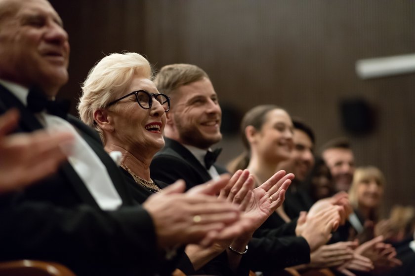 Sinnvolle Geschenke für Oma Theater Konzerta