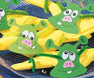 Außerirdisches Kinderfest - Grüne Monster als Serviettenringe