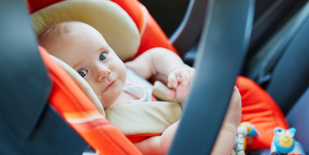 Maxi Cosi: So lange kann euer Baby in der Babyschale fahren