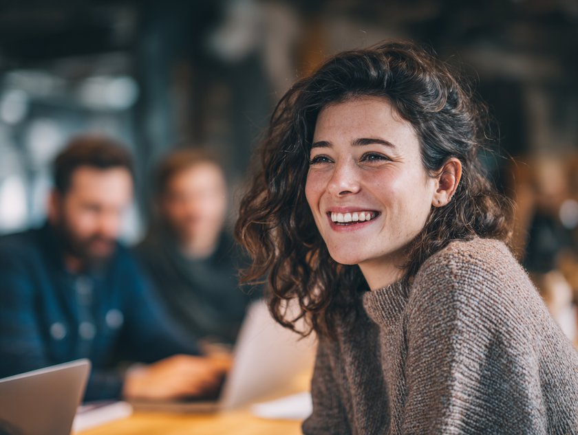 6 kleine Details, an denen man deine soziale Klasse im Job erkennt