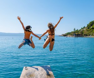 Bei Decathlon: 11 praktische und preisgünstige Gadgets für den perfekten Sommerurlaub