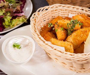 Knuspriges Hähnchen aus dem Airfryer: Mit diesem simplen Rezept begeisterst du die ganze Familie