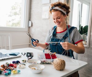 Töpfern, Mosaik & Co: Diese 5 Bastelboxen machen dich zum DIY-Profi