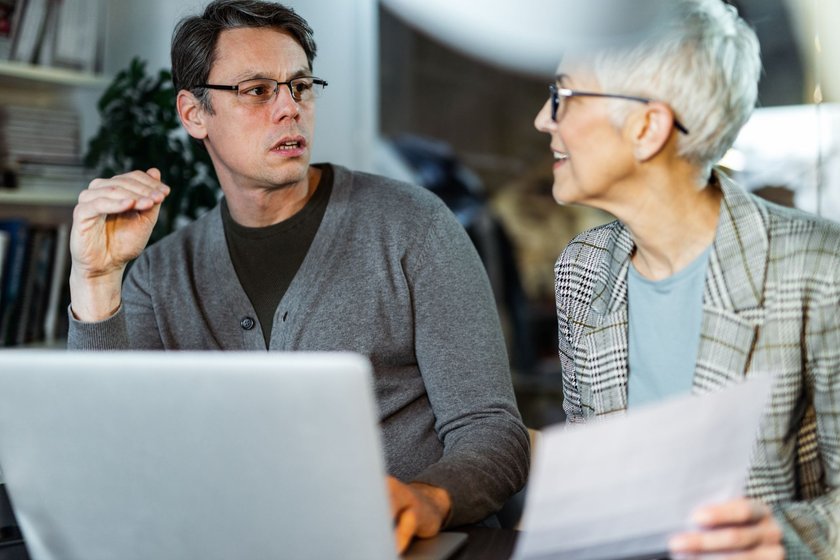 Boomer-Gewohnheiten: Ständiges Nachfragen, ob eine Email ankam nevrt - dann setzt lieber eine Deadline.