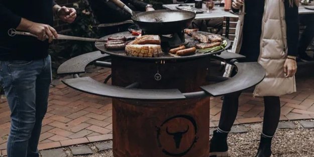 Doppelte Outdoor-Freude: 2-in-1 Grill und Feuerstelle exklusiv günstiger bei ALDI