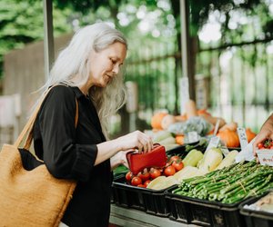 Ernährung Wechseljahre: Tipps & Tricks für ein besseres Wohlbefinden