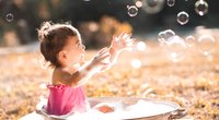 Sonnencreme fürs Baby: So kommen auch die Kleinsten gut durch die Hitze