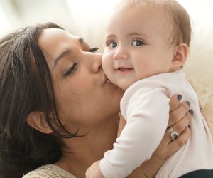 20 bezaubernde Babynamen mit der Bedeutung "Liebe"