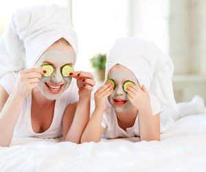 Gesichtsmasken selber machen: Entspannung für Haut und Seele
