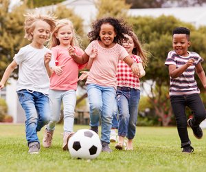 Ballspiele für Kinder: 9 tolle Spiele mit Ball