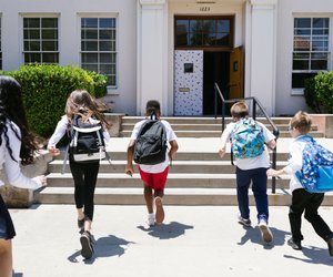 Schulranzen reinigen: Wie geht man am besten vor?