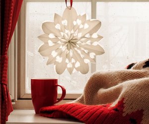 Schnelles DIY: Hübsche Weihnachtssterne aus Butterbrottüten basteln