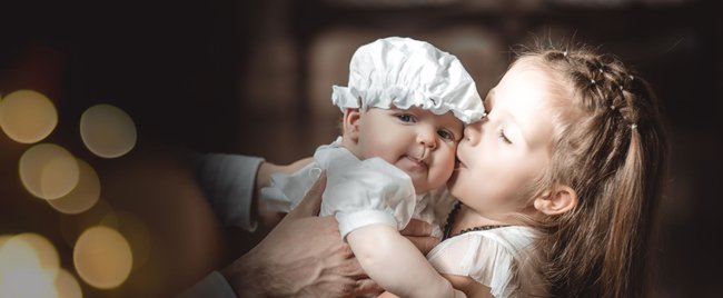 Geschenke zur Taufe: Schöne Aufmerksamkeiten für kleine Täuflinge