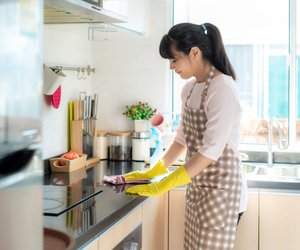Küchenfront reinigen: So säuberst du die Oberflächen richtig