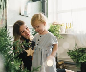 Wie im echten Leben: Tchibos Motorikbrett für Kleinkinder sorgt für Spielspaß