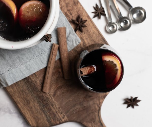 Wie lange ist Glühwein haltbar? Offen, geschlossen & alkoholfrei