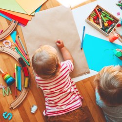 Bastelboxen für Kinder: 1. Hilfe gegen Langeweile