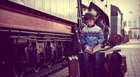 Dürfen Kinder allein Zug fahren? Das sollten Eltern wissen