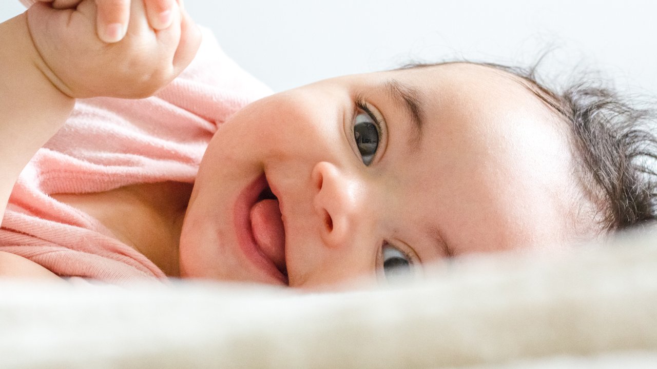 Babynamen trendnamen beliebteste vornamen 2022 jungennamen mädchennamen