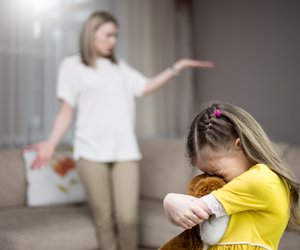Narzisstische Mütter: Warum Kinder lebenslang unter ihnen leiden können
