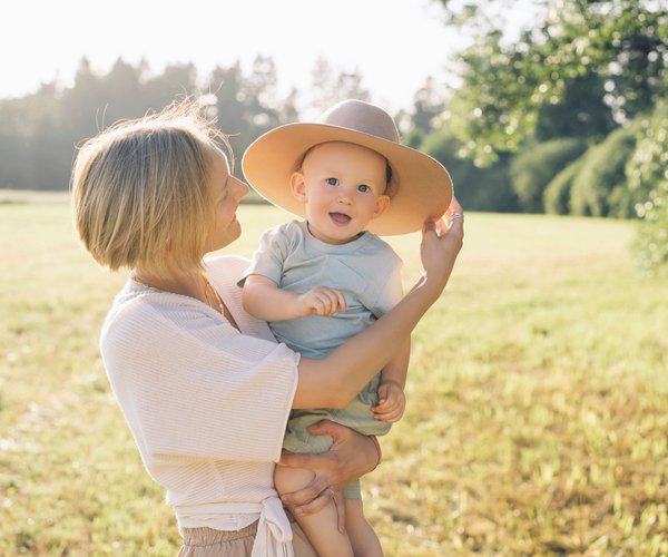 Erste Kindsbewegungen Wie Fühlt Es Sich An Erste Kindsbewegungen: Mama, spürst du mich?