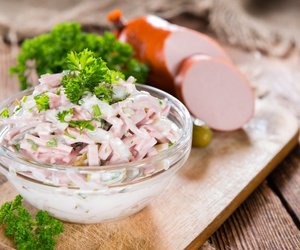 Fleischsalat einfrieren: Darf er ins Gefrierfach?