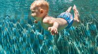 Wiederverwendbare Schwimmwindeln aus Stoff: 4 coole Marken im Überblick