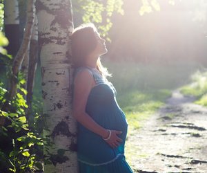 Pferdesalbe in der Schwangerschaft: Ist die Anwendung sicher?