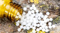 Homöopathie für Babys: Anwendungsgebiete & Grenzen von Globuli & Co.