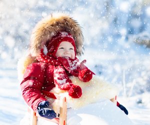 Baby-Schlitten: Die besten Modelle & Sicherheitstipps für Babys und Kleinkinder