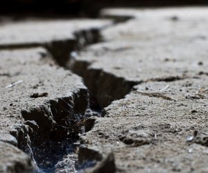 Für Kinder erklärt: Wie entstehen Erdbeben?