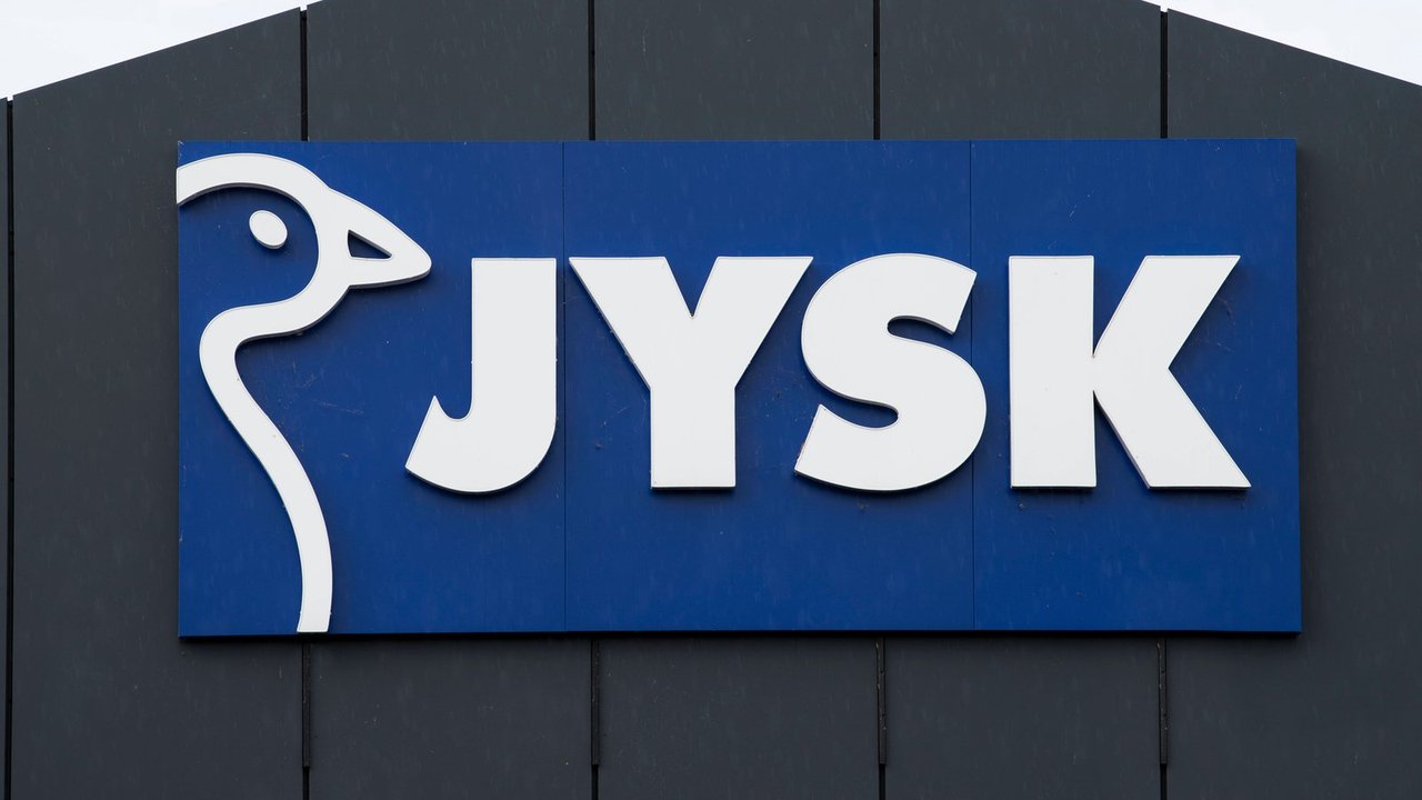 Schlichte Eleganz für dein Wohnzimmer mit dieser Vase von Jysk.