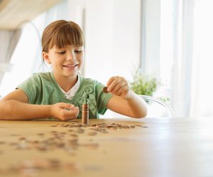 Achtung, Eltern: Diese 5 Taschengeld-No-Gos schaden mehr, als sie helfen!
