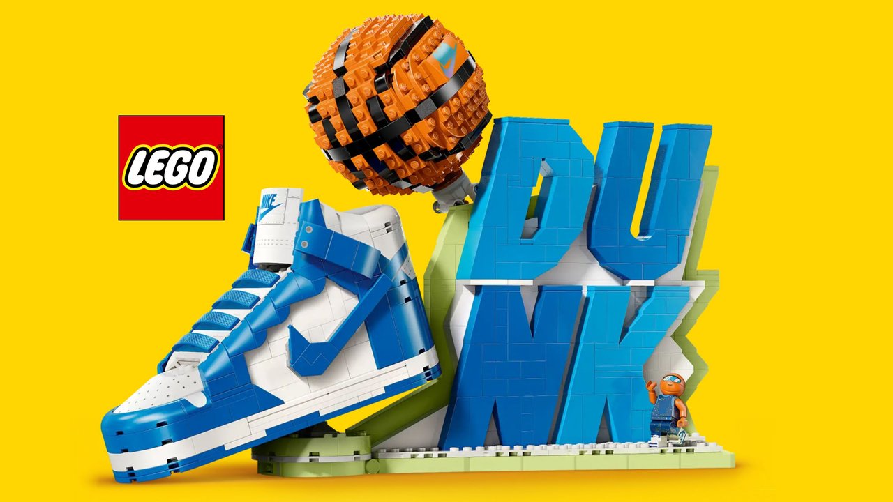 Nike Dunk x LEGO® Set