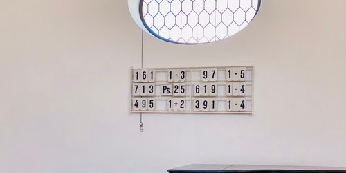 Diese 5 Lieder zur Beerdigung in der evangelischen Kirche empfiehlt der Pfarrer
