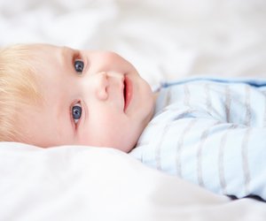 Kuscheln leicht gemacht: Der perfekte Schlafanzug für Babys