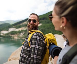 Mit diesen 8 Fragen rettet ihr im Urlaub eure Elternbeziehung – traut ihr euch, sie zu stellen?